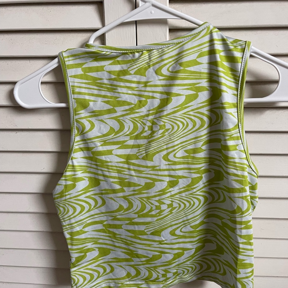 Trippy pattern tank - Picture 4 of 4